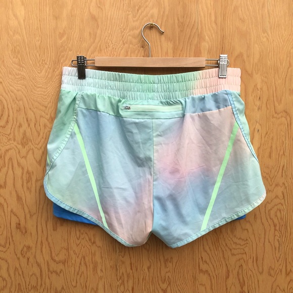 Running/ work out shorts - Picture 2 of 4